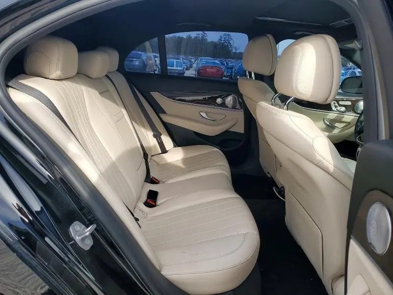 2017 MERCEDES-BENZ E 300  