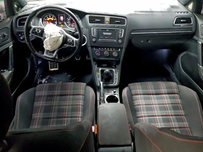 2016 VOLKSWAGEN GTI S/SE  