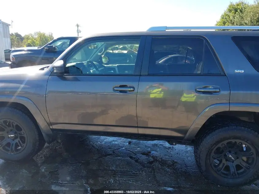 2016 TOYOTA 4RUNNER SR5