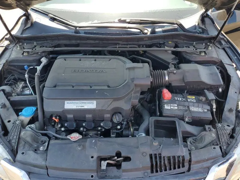 2015 HONDA ACCORD TOURING  