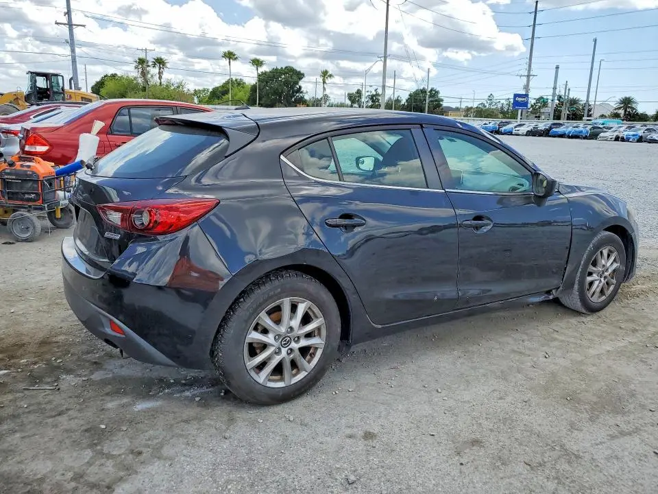 2015 MAZDA 3 TOURING  