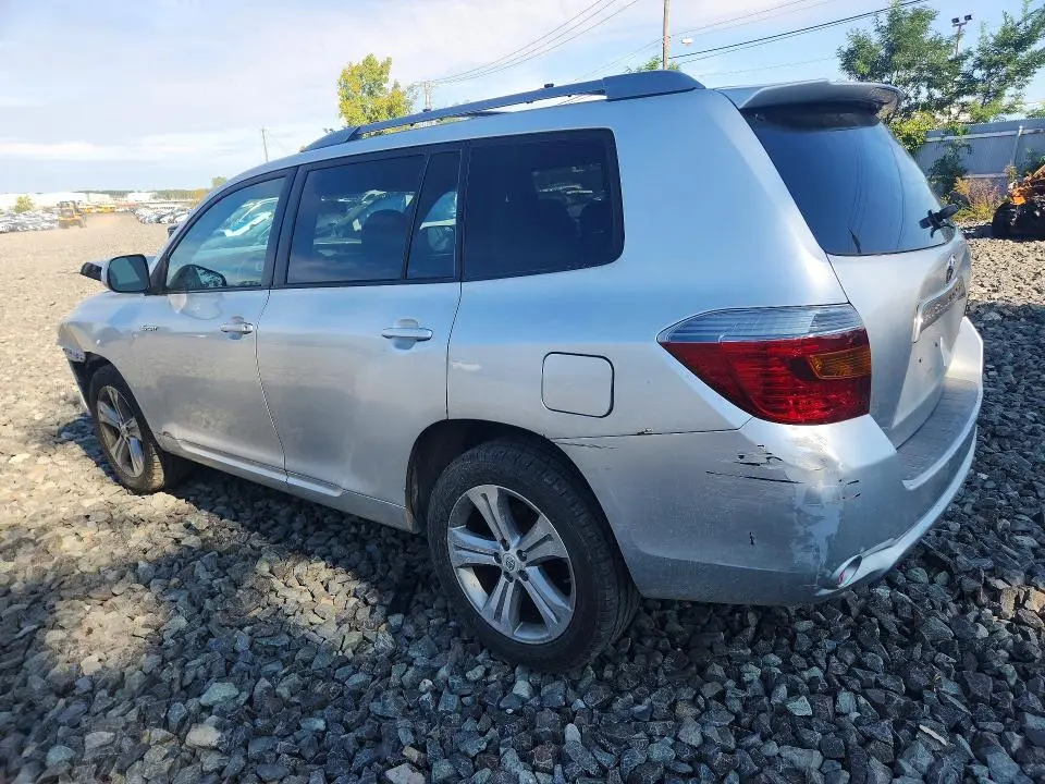 2010 TOYOTA HIGHLANDER SPORT  