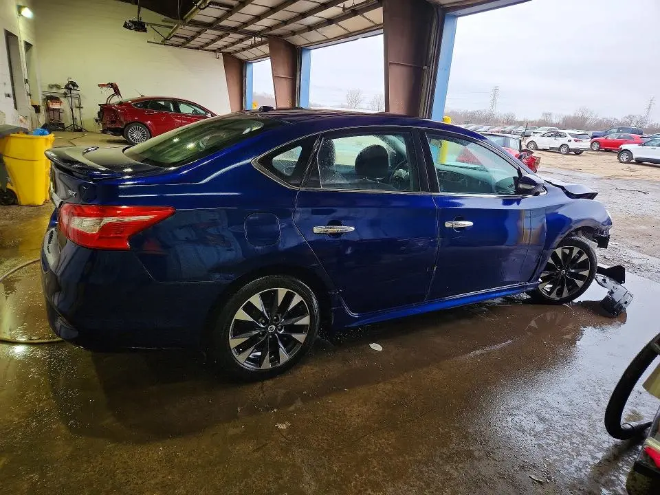 2016 NISSAN SENTRA SR  