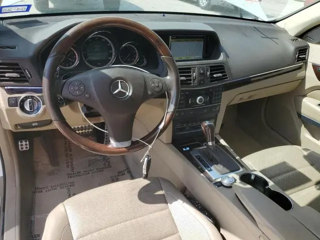 2011 MERCEDES-BENZ E 550  