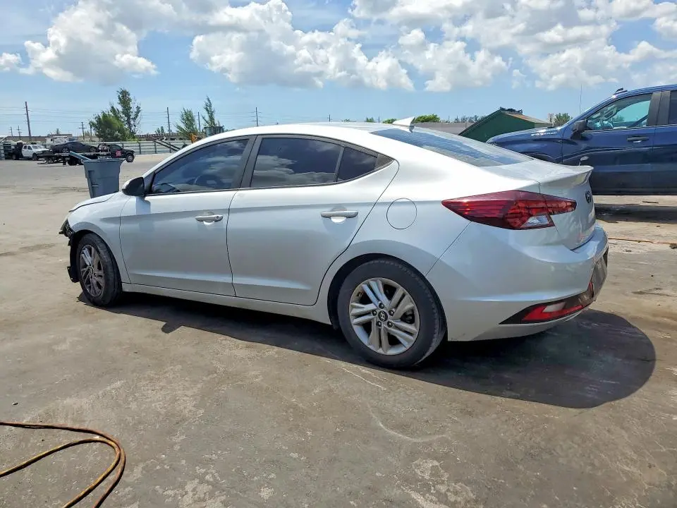 2019 HYUNDAI ELANTRA SEL  