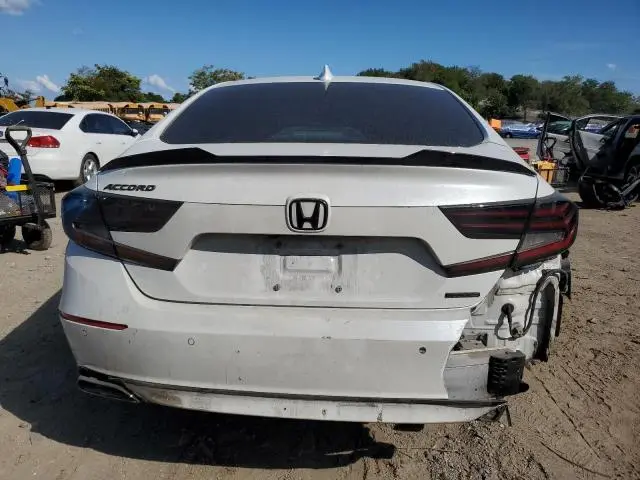 2018 HONDA ACCORD TOURING  