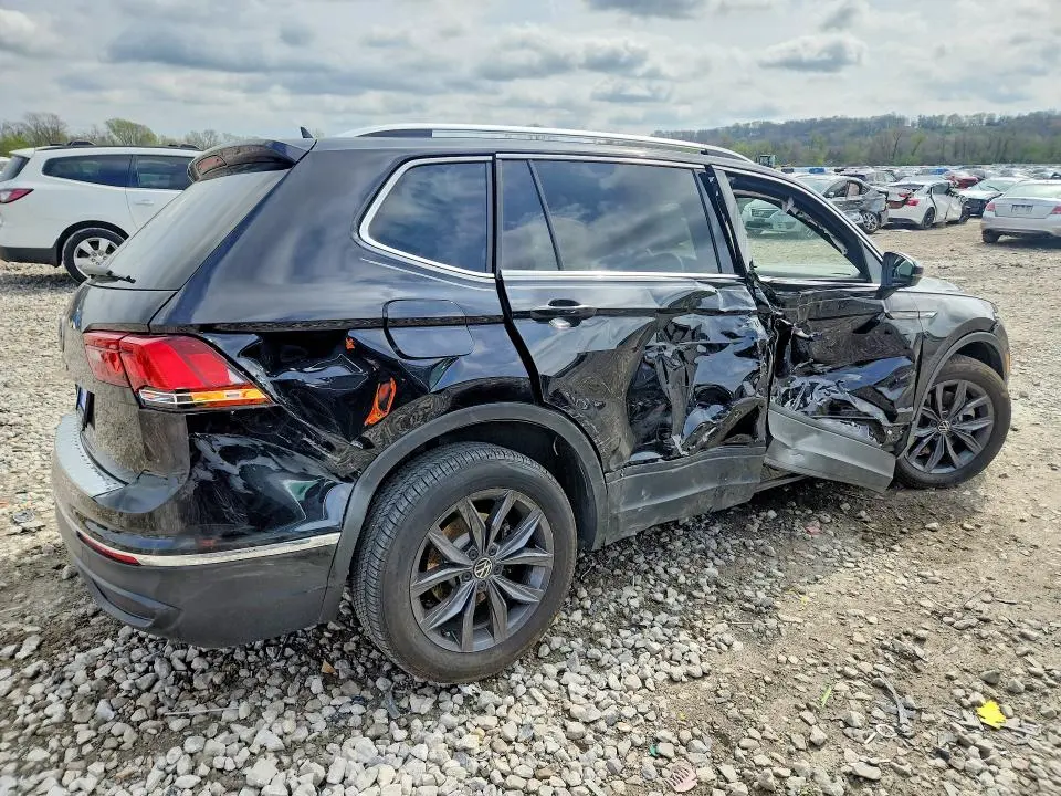 2023 VOLKSWAGEN TIGUAN SE  