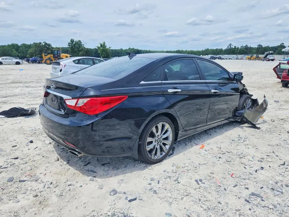 2011 HYUNDAI SONATA SE  