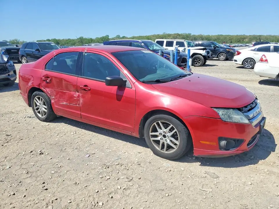 2010 FORD FUSION S  
