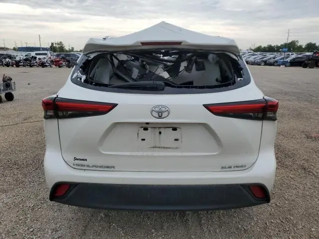 2020 TOYOTA HIGHLANDER XLE  