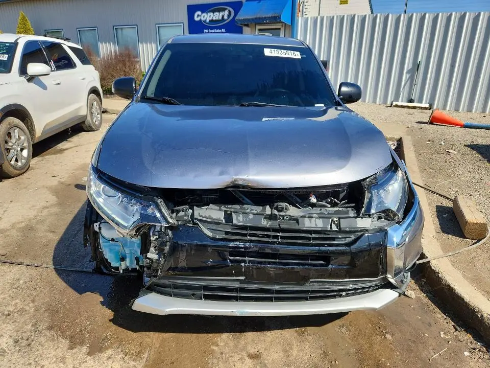 2018 MITSUBISHI OUTLANDER ES  