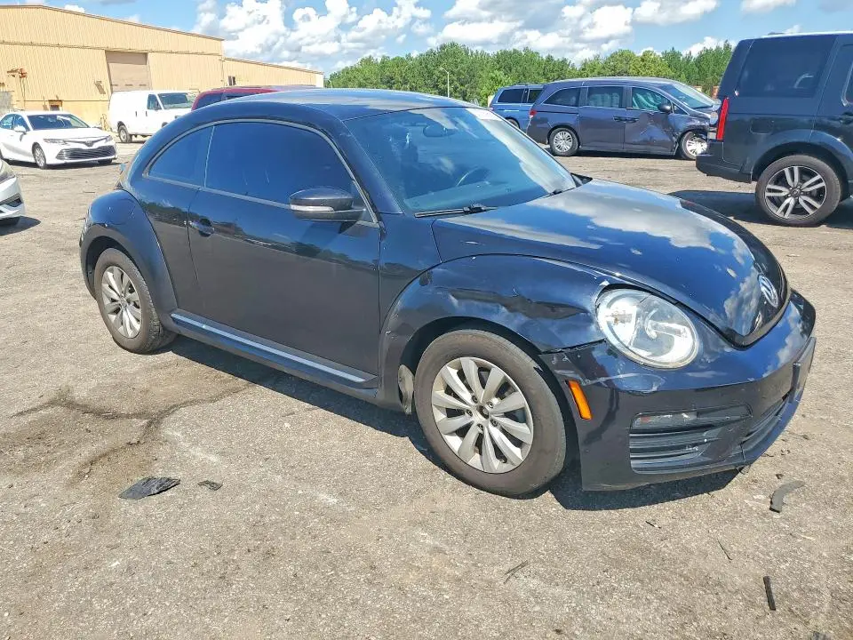 2019 VOLKSWAGEN BEETLE S  
