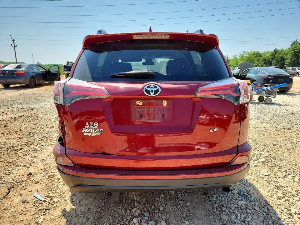 2018 TOYOTA RAV4 LE  