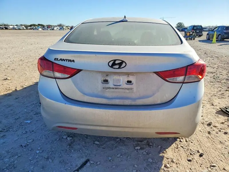 2012 HYUNDAI ELANTRA GLS  