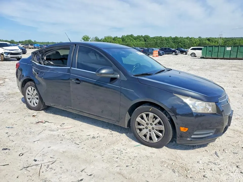 2011 CHEVROLET CRUZE LT  