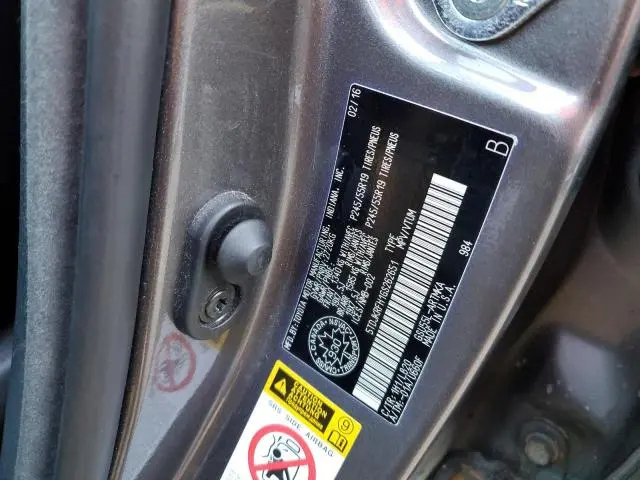 2016 TOYOTA HIGHLANDER XLE  