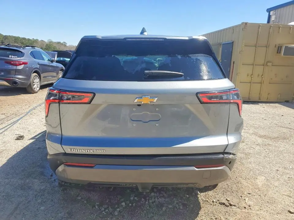 2025 CHEVROLET EQUINOX LT  