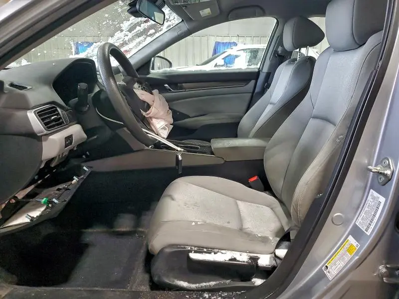 2019 HONDA ACCORD LX  