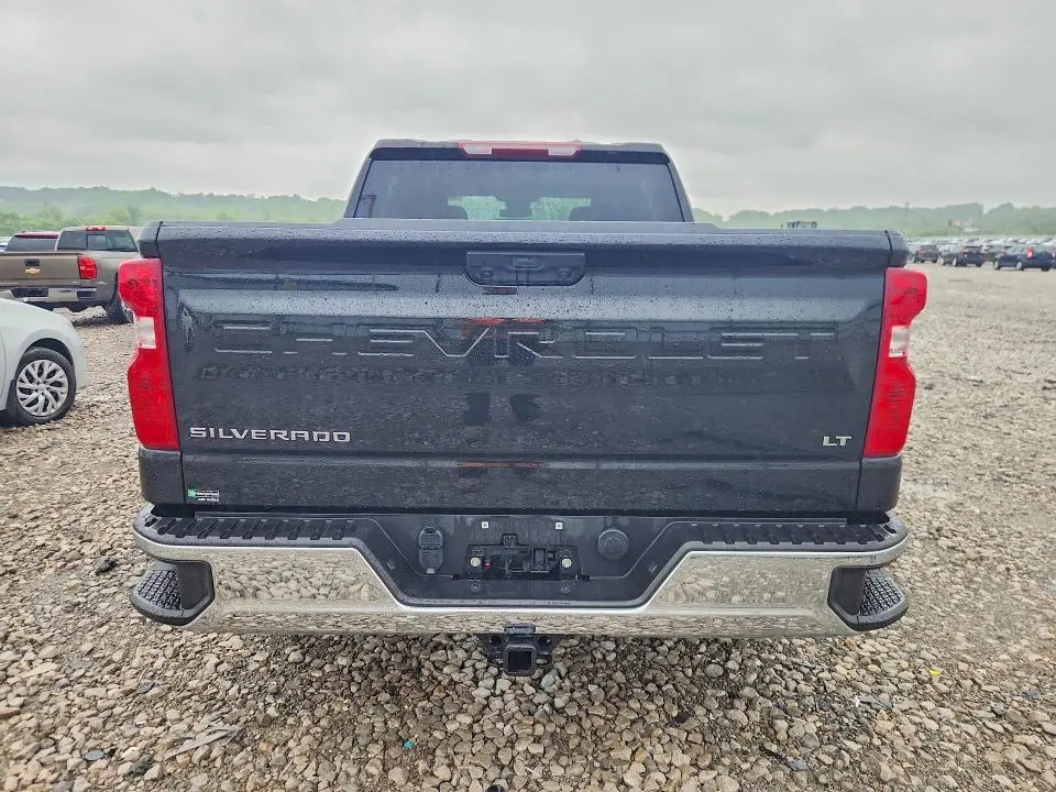 2025 CHEVROLET SILVERADO K1500 LT  