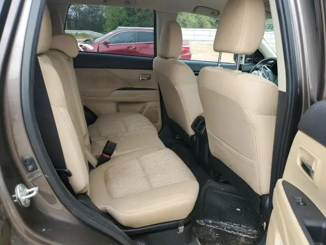 2020 MITSUBISHI OUTLANDER ES  