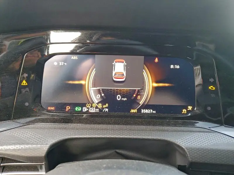 2022 VOLKSWAGEN GTI SE  