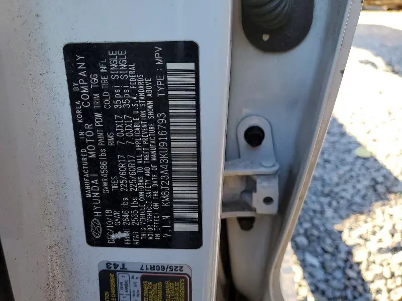 2019 HYUNDAI TUCSON SE  