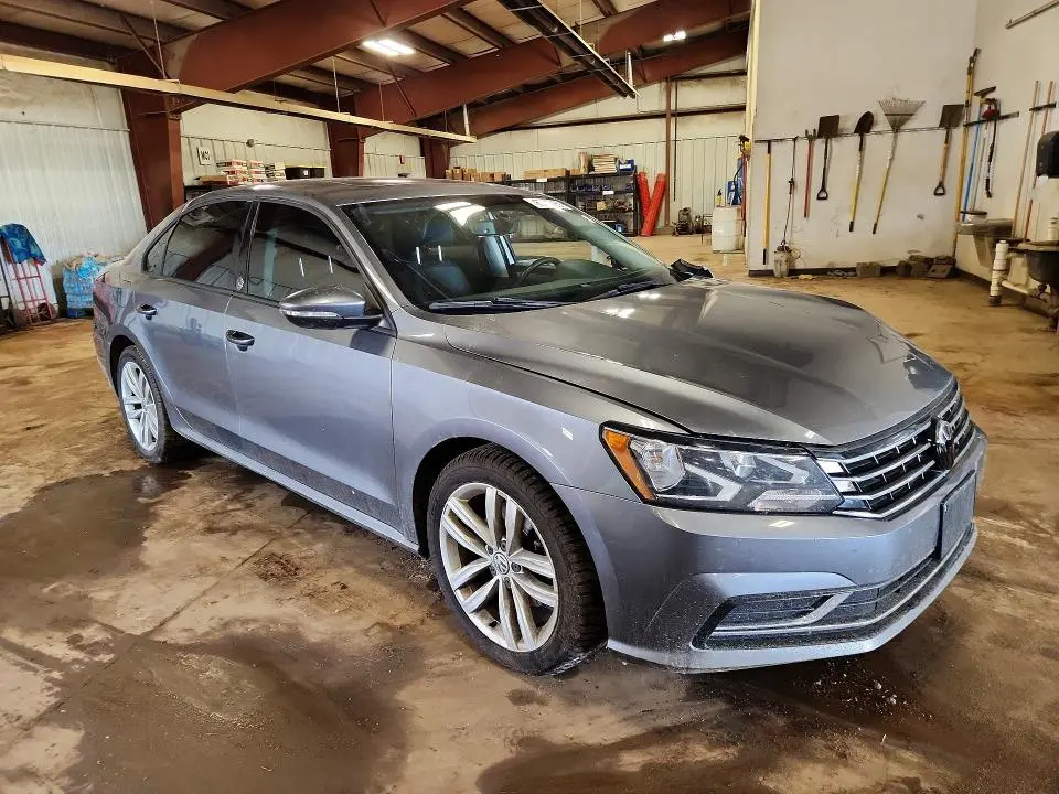 2019 VOLKSWAGEN PASSAT WOLFSBURG  