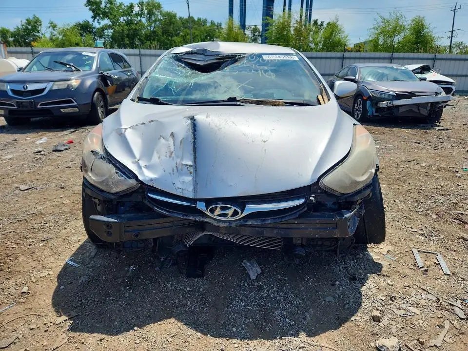 2012 HYUNDAI ELANTRA GLS  