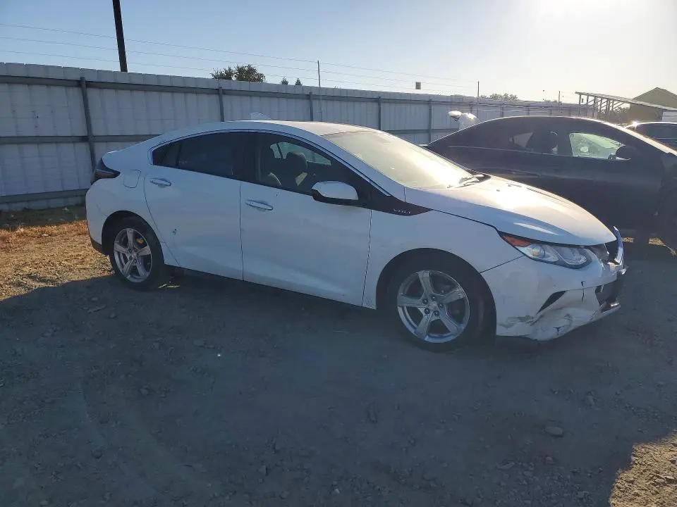 2017 CHEVROLET VOLT LT  