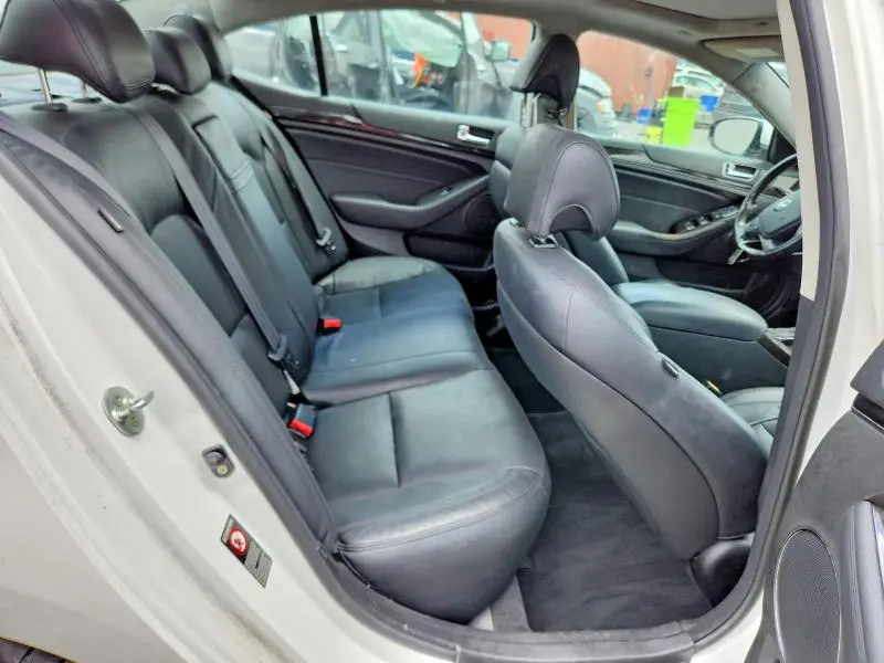 2015 KIA CADENZA LIMITED  