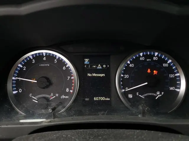 2017 TOYOTA HIGHLANDER LE  