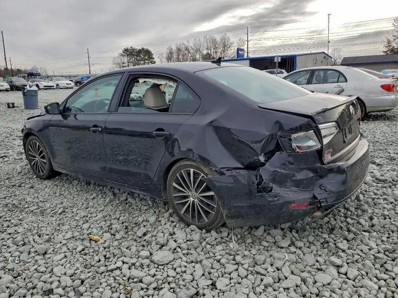 2015 VOLKSWAGEN JETTA SE  