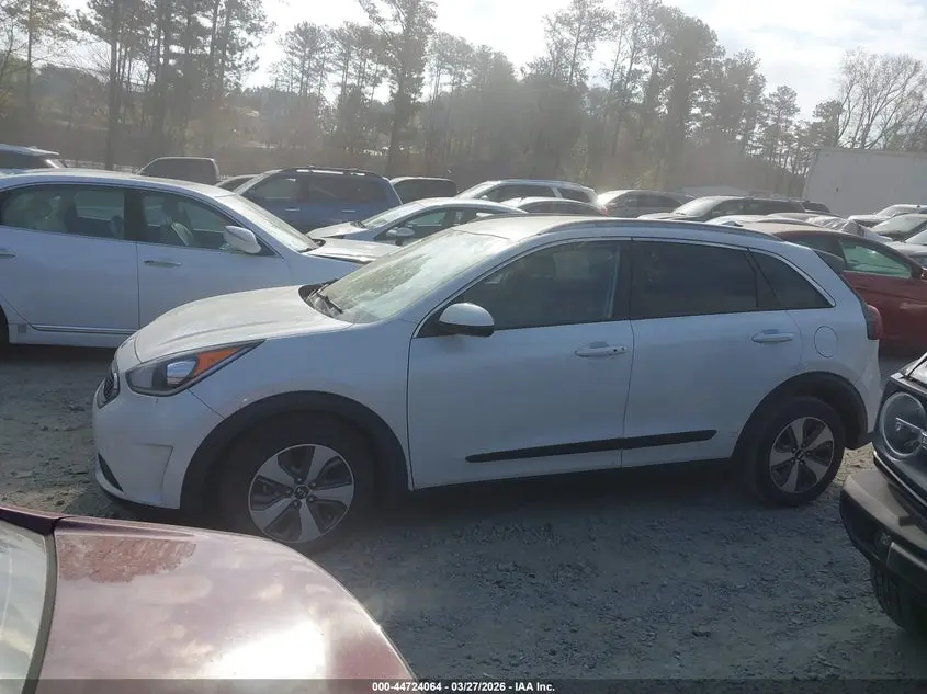 2018 KIA NIRO LX