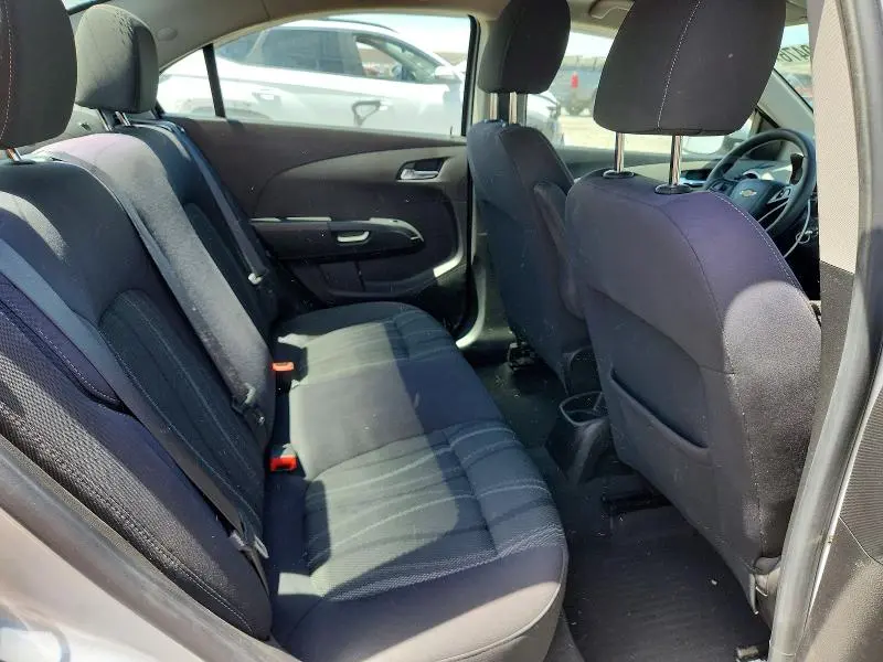 2015 CHEVROLET SONIC LT  