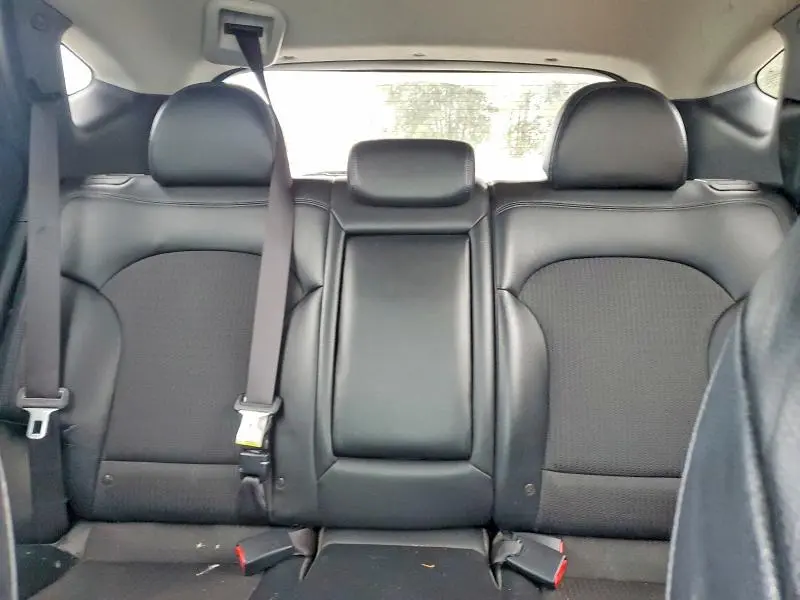2011 HYUNDAI TUCSON GLS  