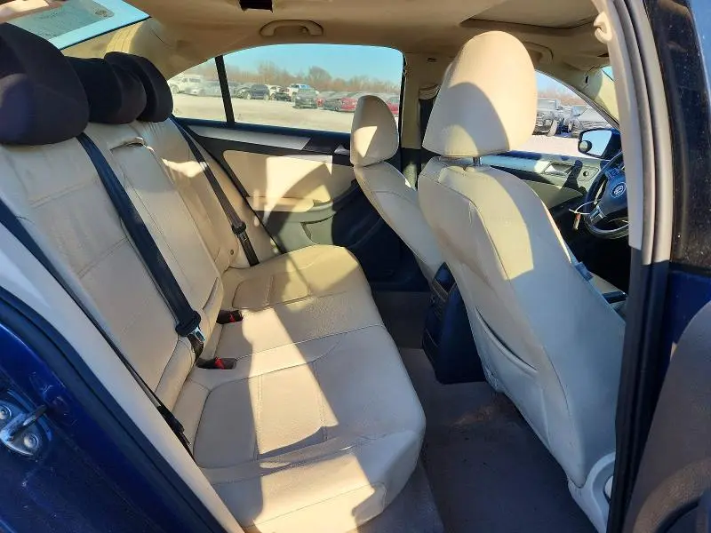 2012 VOLKSWAGEN JETTA TDI  