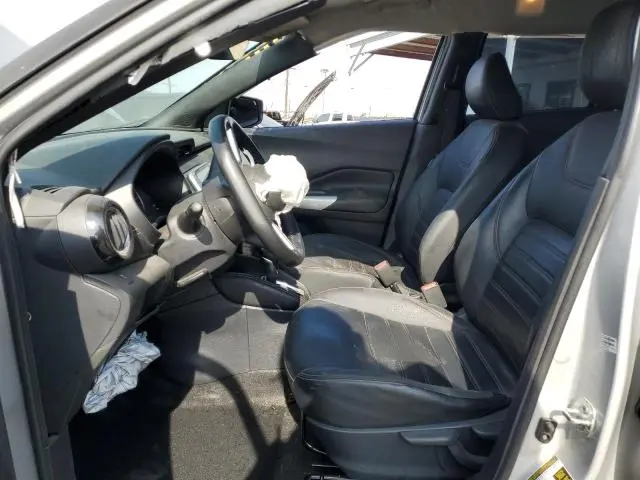 2019 NISSAN KICKS S  