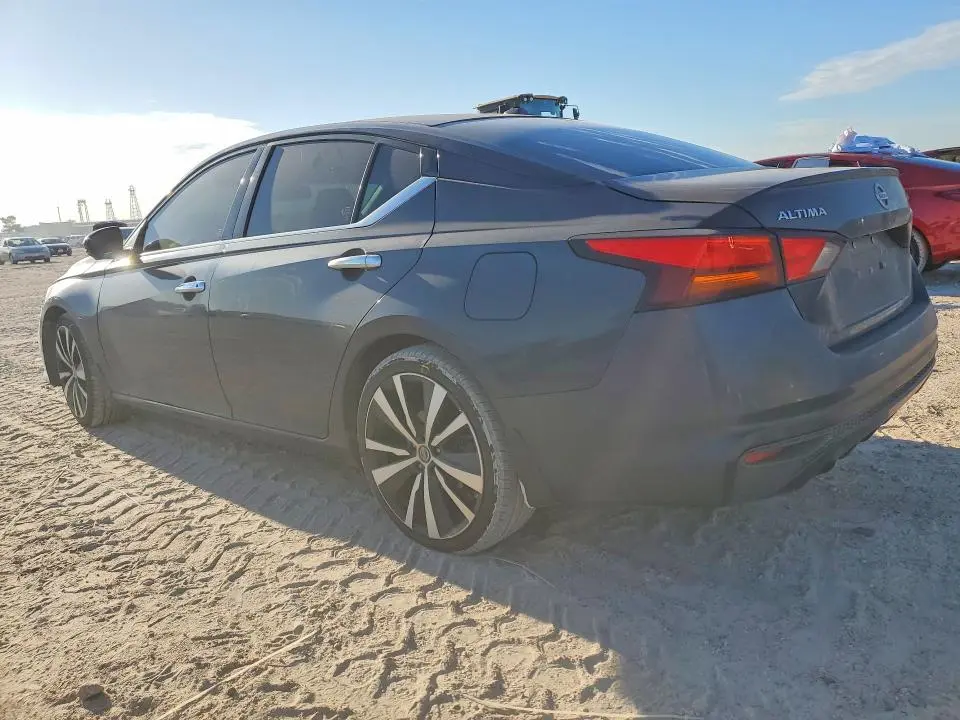 2020 NISSAN ALTIMA PLATINUM  
