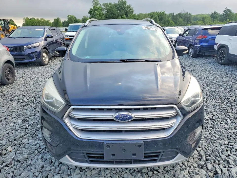 2017 FORD ESCAPE TITANIUM  