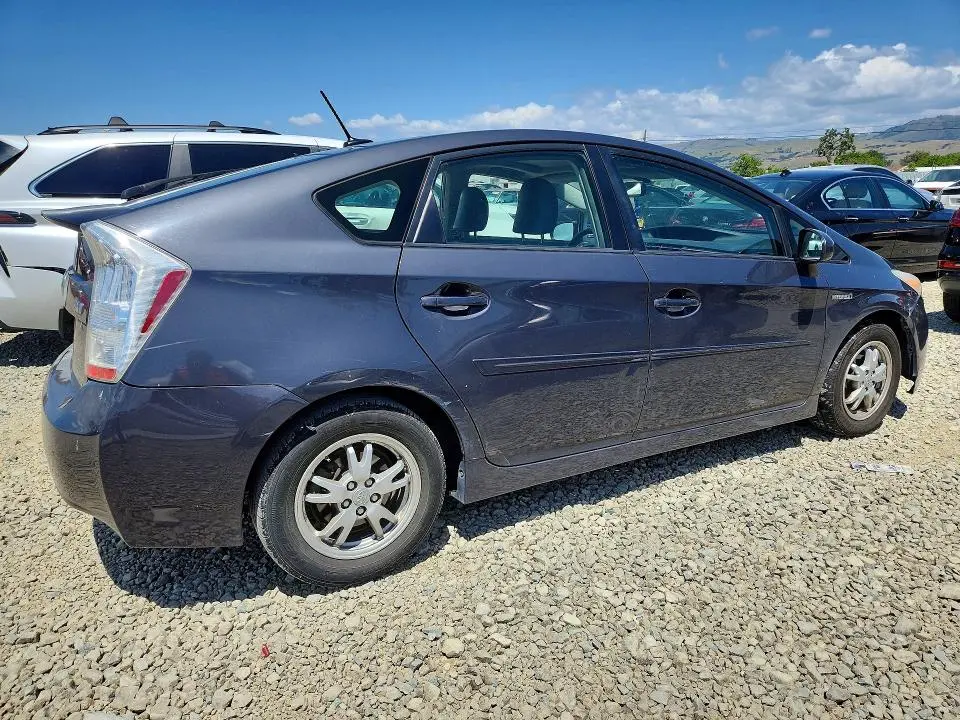 2011 TOYOTA PRIUS FOUR  