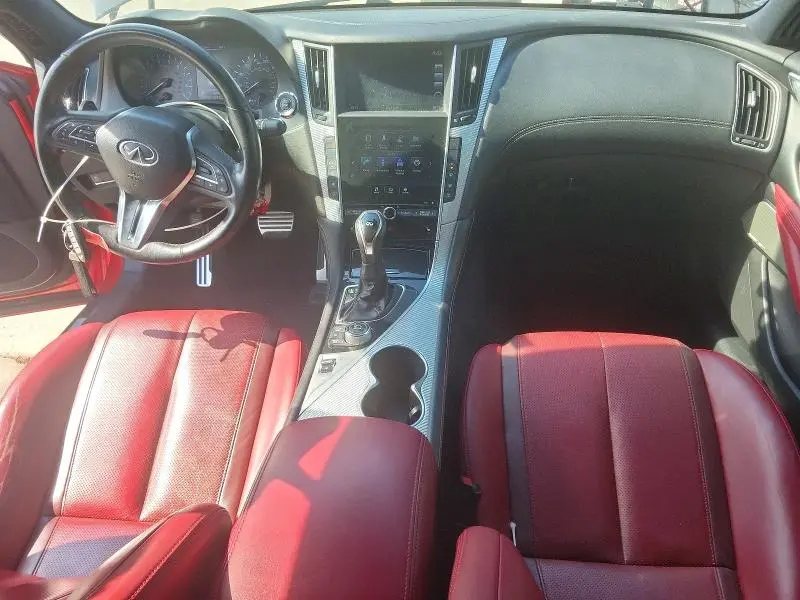 2017 INFINITI Q60 RED SPORT 400  