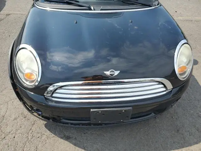 2010 MINI COOPER   