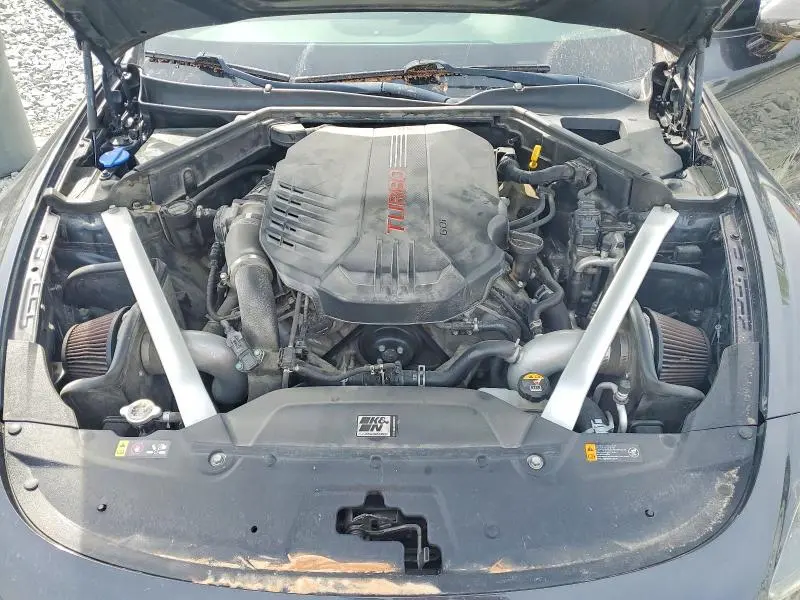 2018 KIA STINGER GT1  