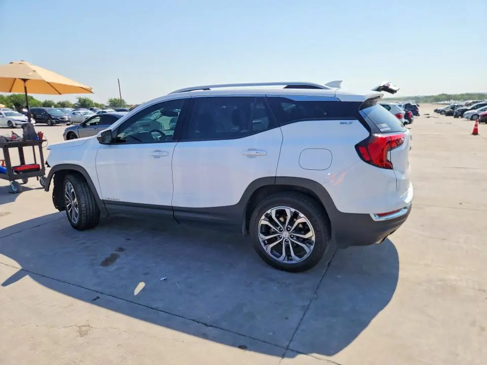 2020 GMC TERRAIN SLT  