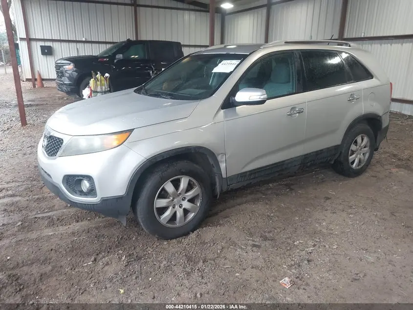 2012 KIA SORENTO LX