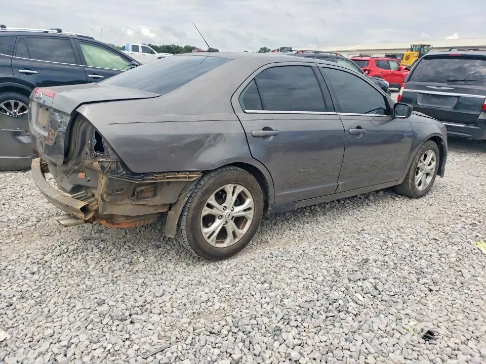 2011 FORD FUSION SE  