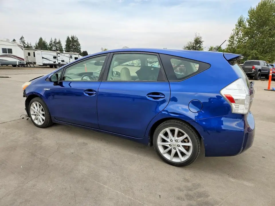 2014 TOYOTA PRIUS V FIVE  