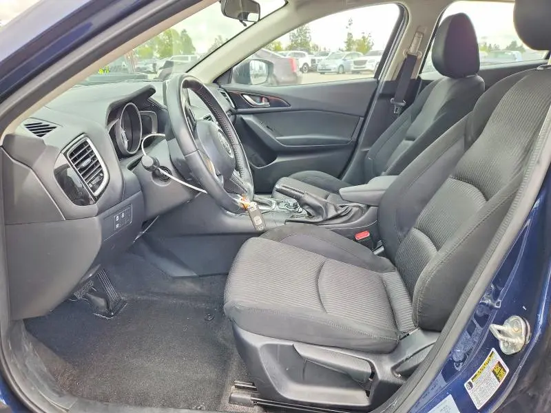 2015 MAZDA 3 TOURING  