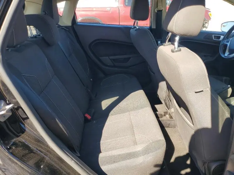 2016 FORD FIESTA SE  