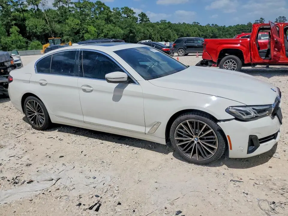 2022 BMW 530 I  